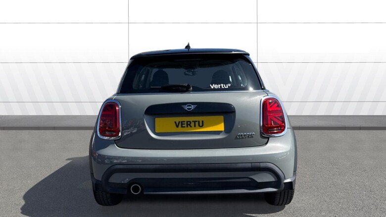 MINI Hatchback 1.5 Cooper Classic 3dr Petrol Hatchback